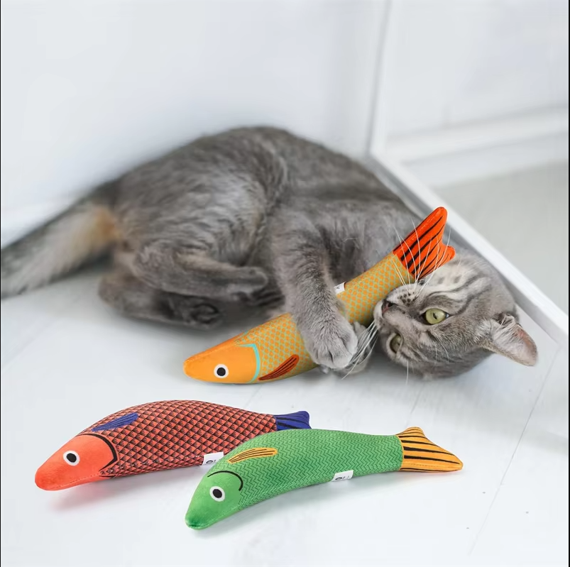 Interactive Cat Toy Fish with Catnip and Sound Effect