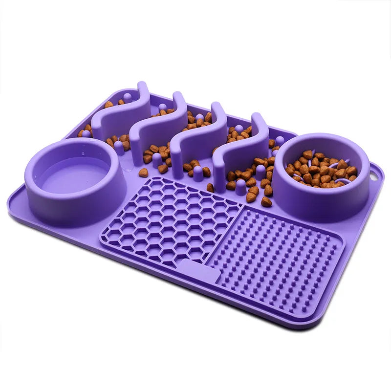 Interactive Licking Mat for Dogs and Cats – Splash-Proof Bowl with Food-Search Game