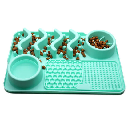 Interactive Licking Mat for Dogs and Cats – Splash-Proof Bowl with Food-Search Game
