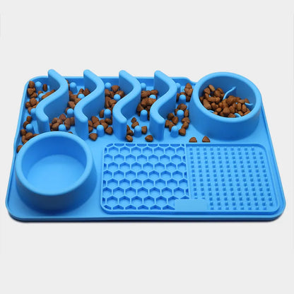 Interactive Licking Mat for Dogs and Cats – Splash-Proof Bowl with Food-Search Game