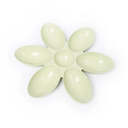 Flower-Shaped Cat Food Dish – 6 Bowls in Different Colours