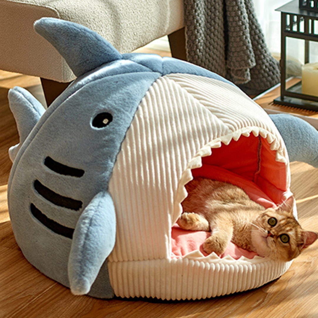 Portable Cat Nest with Plush Cushion