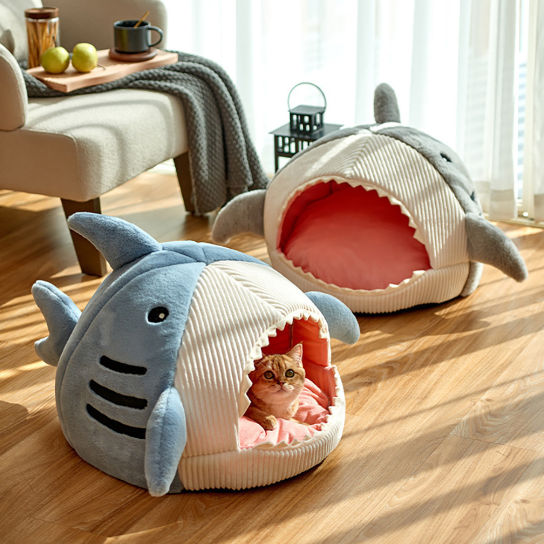 Portable Cat Nest with Plush Cushion