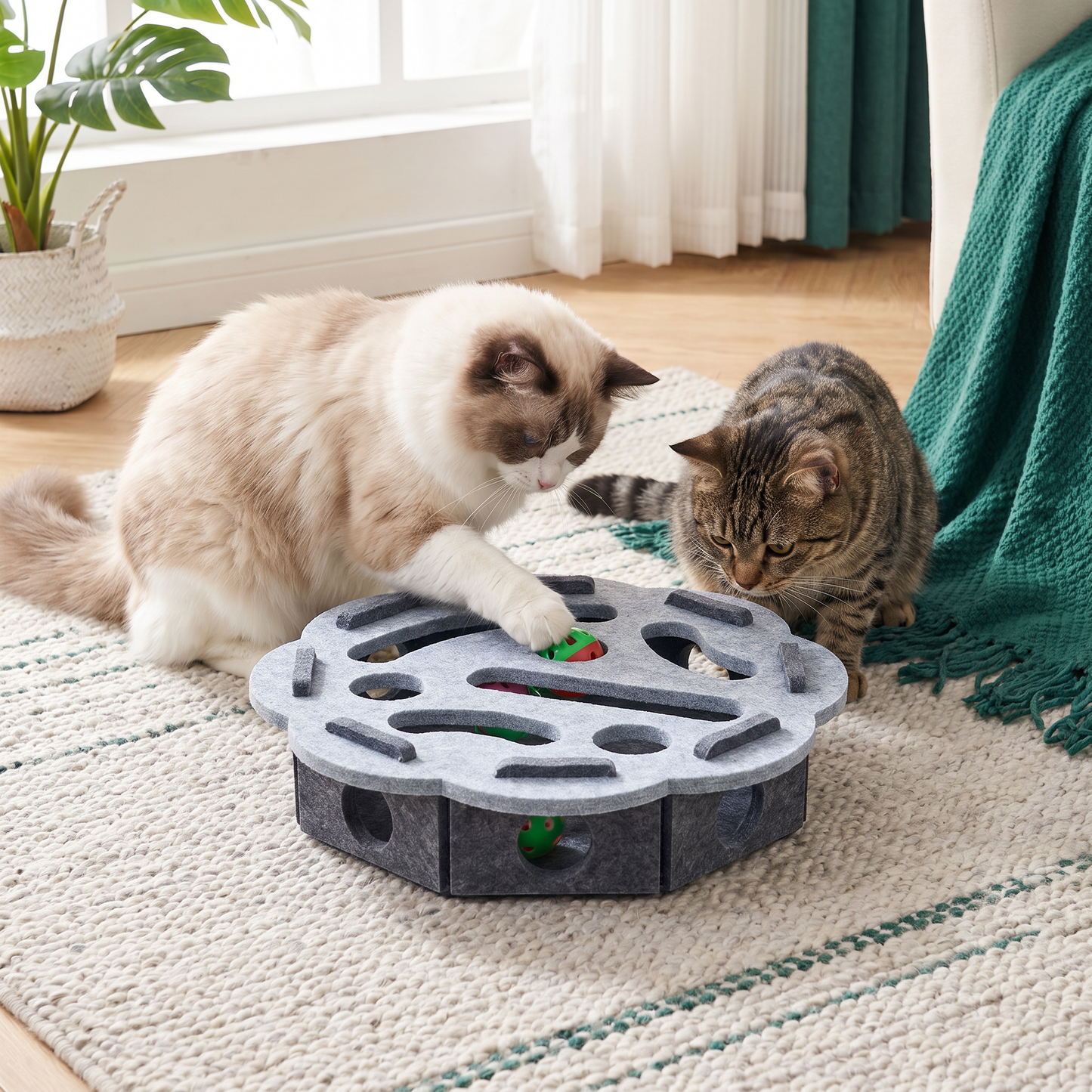 Interactive Cat Puzzle Felt Box Toy