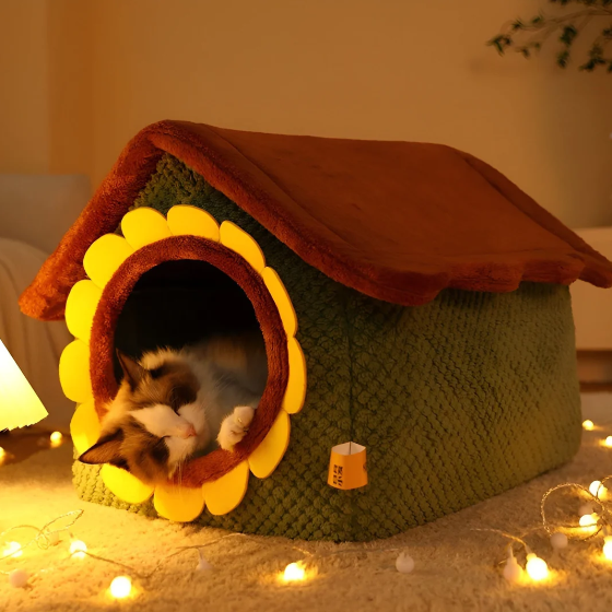 Comfortable Plush Tent Bed for Cats