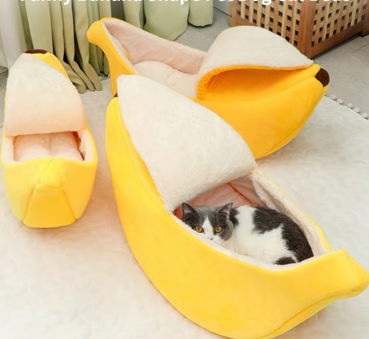 Banana-Shaped Baby Nest for Dogs and Cats – Cozy Winter Bed for Pets