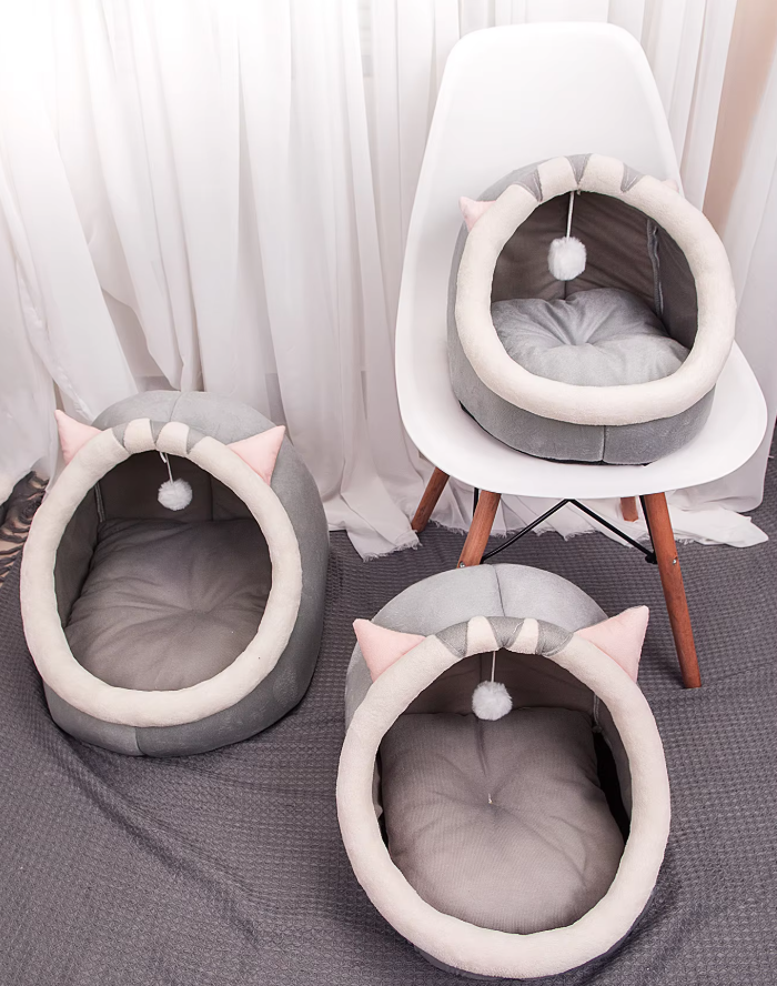 Cozy Cat Bed - Plush Igloo with Play Ball for Ears