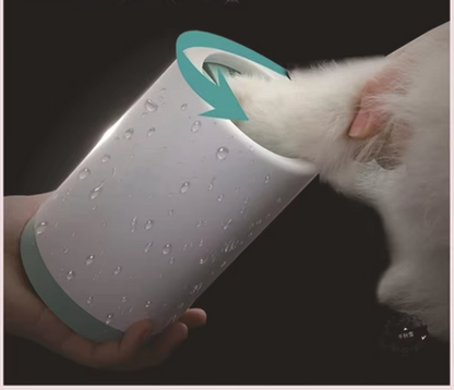 Paw Brush with Silicone Bristles for Dogs and Cats – Gentle Cleaning and Care