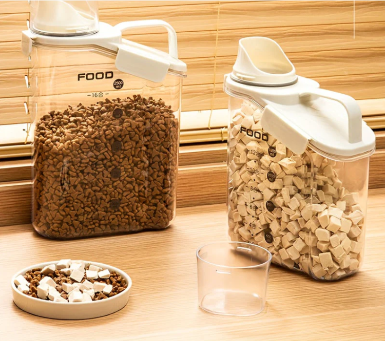 Airtight Pet Food Container With Built-In Dispenser