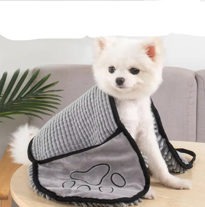 Microfiber Pet Towel with Glove - Super Absorbent and Soft for Dogs and Cats