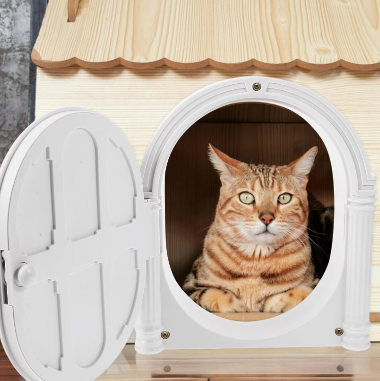 Decorative Entrance Door with Classic Design - Toy for Small Animals