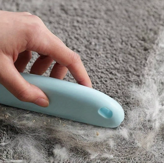 Magic Fur Comb – Hair Removal and Cleaning Brush for Pets and Fabrics