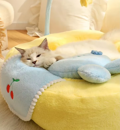Cozy Duck-Shaped Bed for Cats - Plush Pet Bed for Relaxation and Comfort