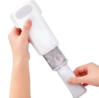 Reusable Fluffy Pet Hair Roller with Cute Animal Design and Protective Case