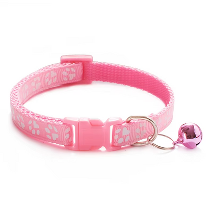 Secure Cat Collar with Bell – Adjustable Collar with Paw Print Pattern and Quick Release Closure