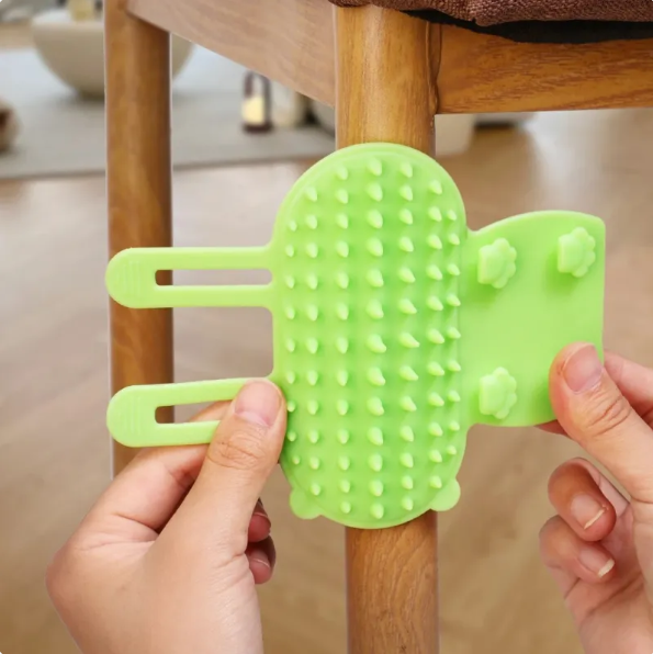 Cat Scratcher Brush to Relieve Itching - Multicoloured Silicone Brush for Pets