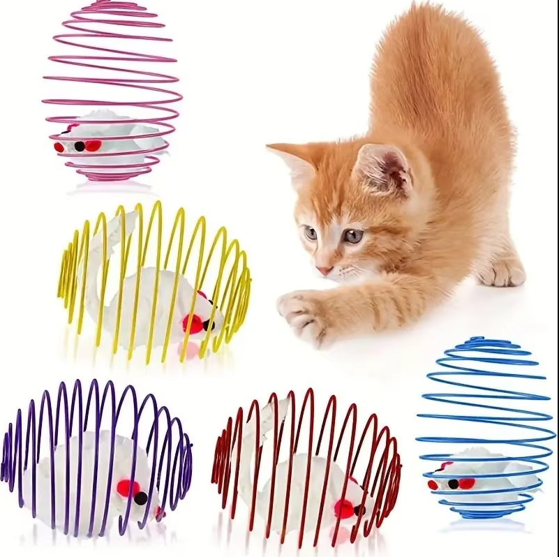 Mouse in a Spiral Cage - Prey Game for Cats
