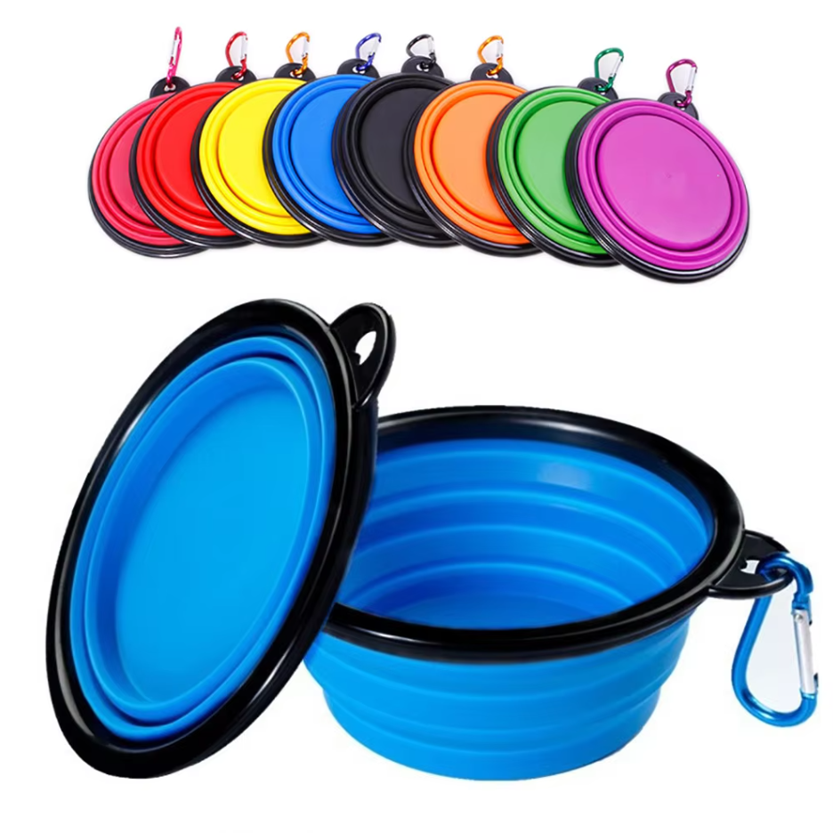 Collapsible Dog Cup with Carabiner