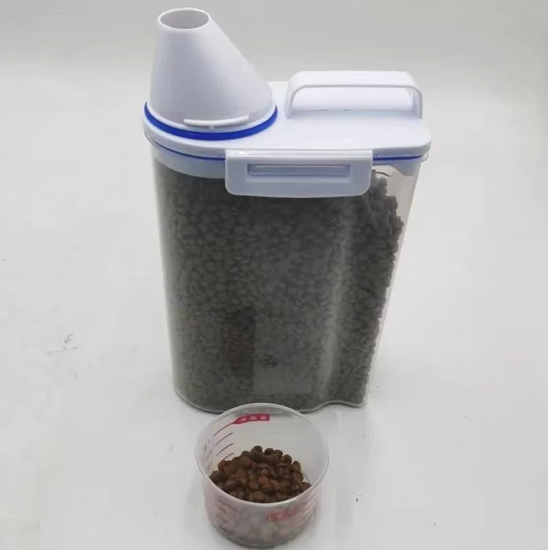 Pet Food Dispenser with Graduated Cup