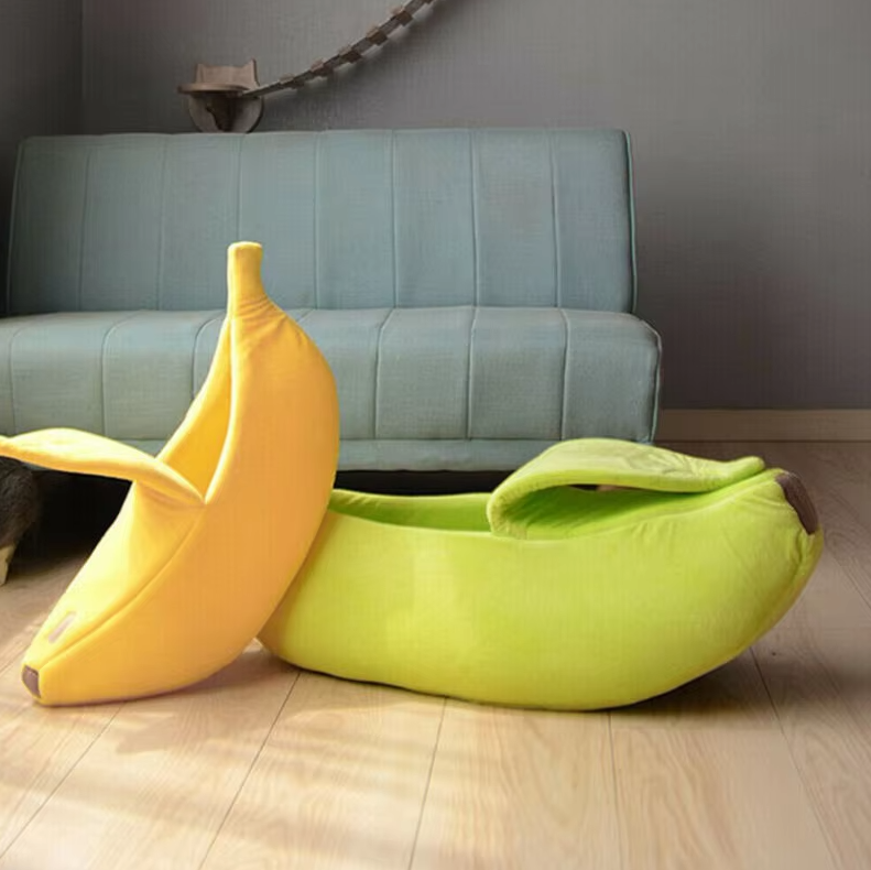 Banana-Shaped Baby Nest for Dogs and Cats – Cozy Winter Bed for Pets