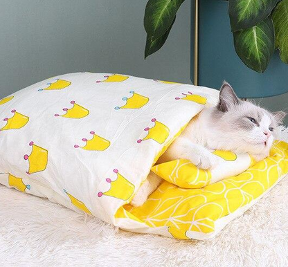 Cozy Sleeping Bag for Cats