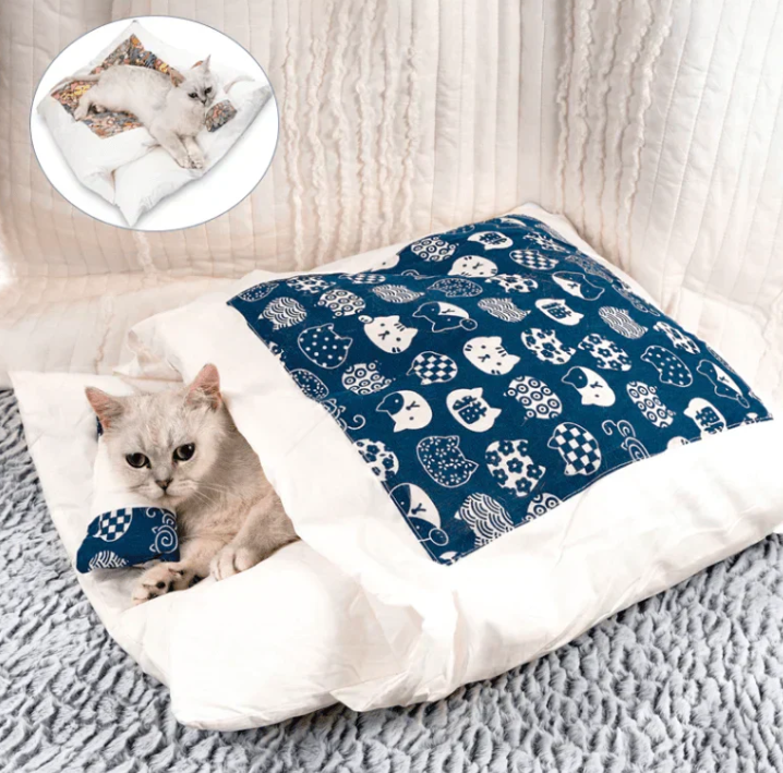 Cozy Sleeping Bag for Cats