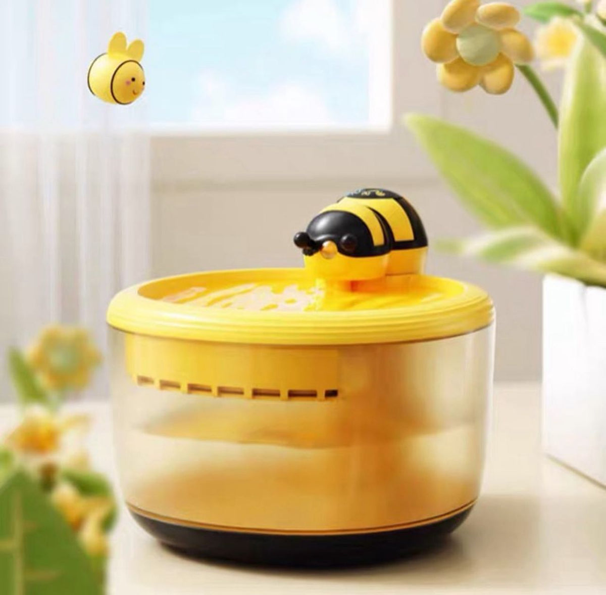 Automatic Water Fountain for Pets with Bee Design